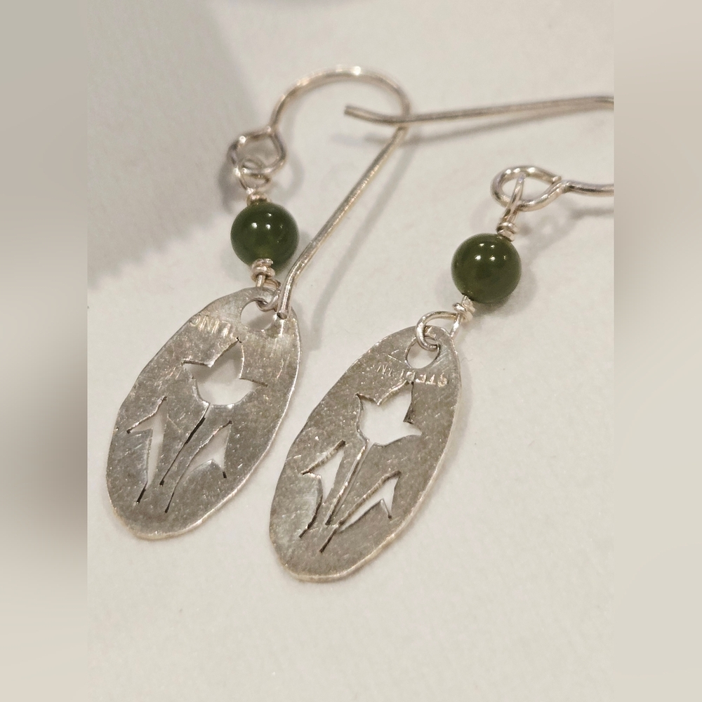 Artisan Hammered Sterling Silver Flower Earrings With Green Natural Gemstone - Picture 2 of 5